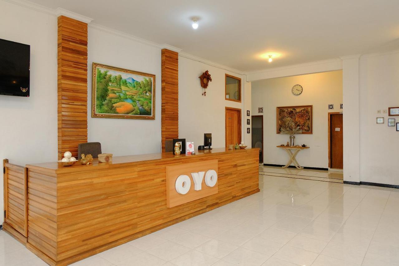 Oyo 446 Hotel Kawi Surapatha Malang Eksteriør bilde